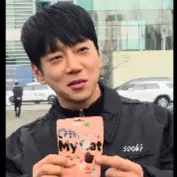 ファン・チヨルの舞台裏ショット