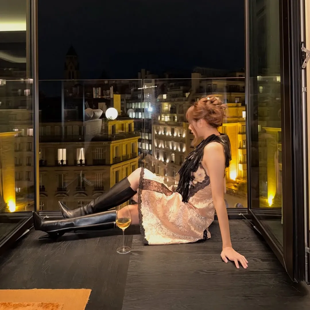 Foto aktivitas terbaru Lisa (BLACKPINK)