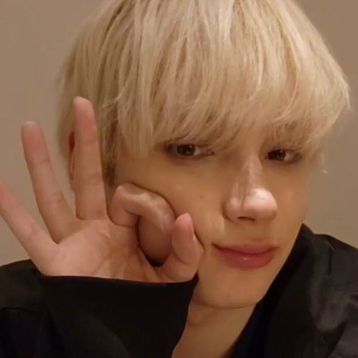 투모로우바이투게더 최근 활동샷