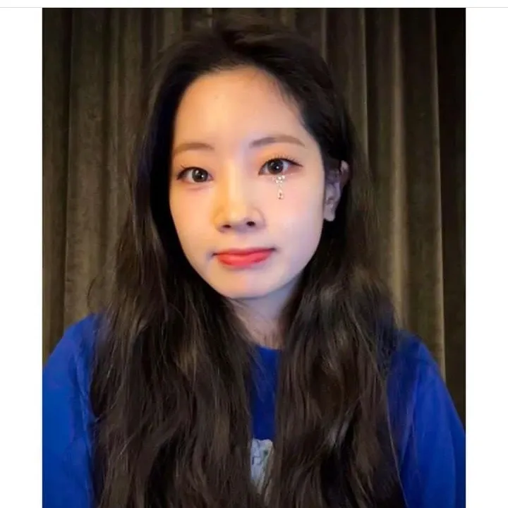 다현 (TWICE)의 비하인드 컷