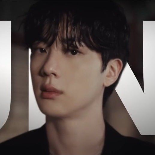 진 (방탄소년단)의 비하인드 컷