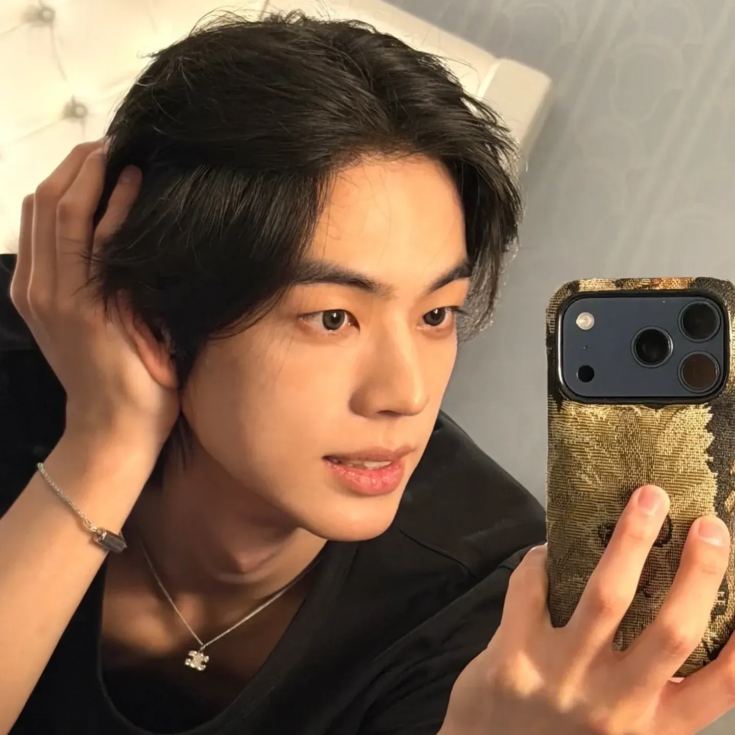 Momen yang diabadikan oleh penggemar Dohoon (TWS)