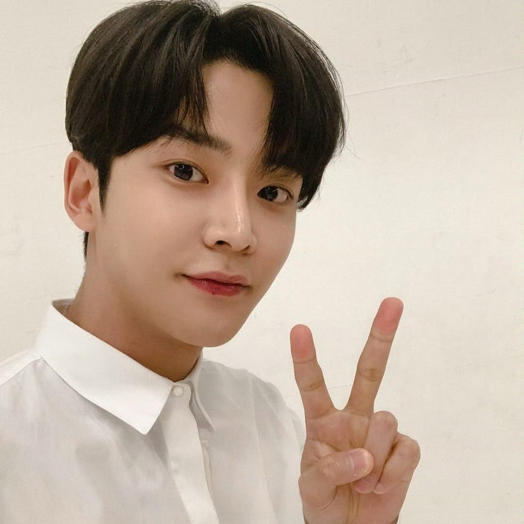 Recent activity shot of Rowoon
