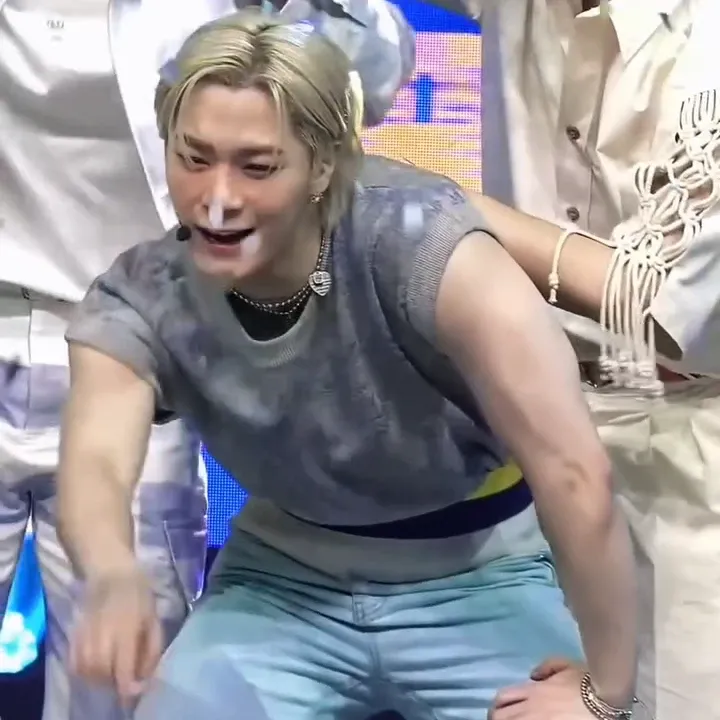 Behind-the-scenes cut of Moonbin (ASTRO)