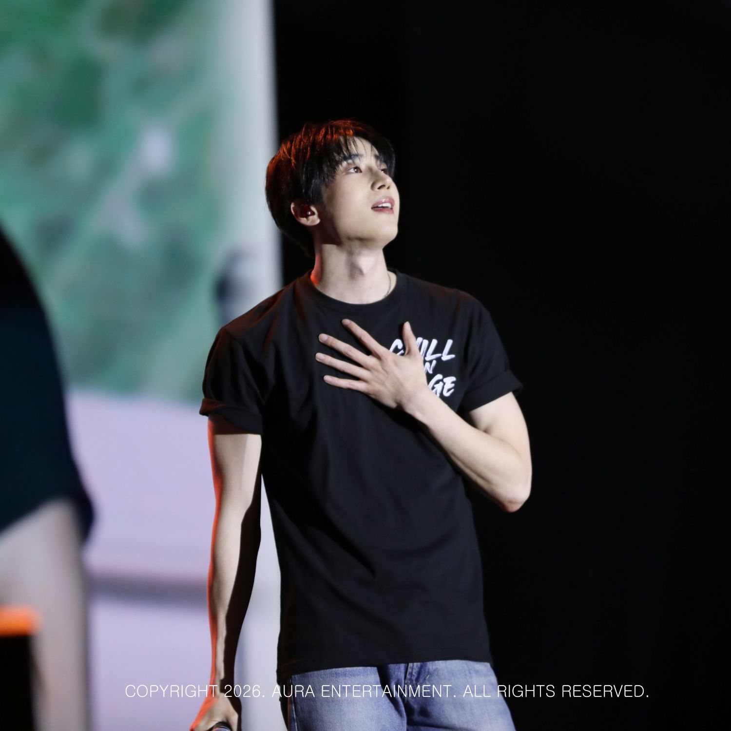 Behind-the-scenes cut of Han Seungwoo