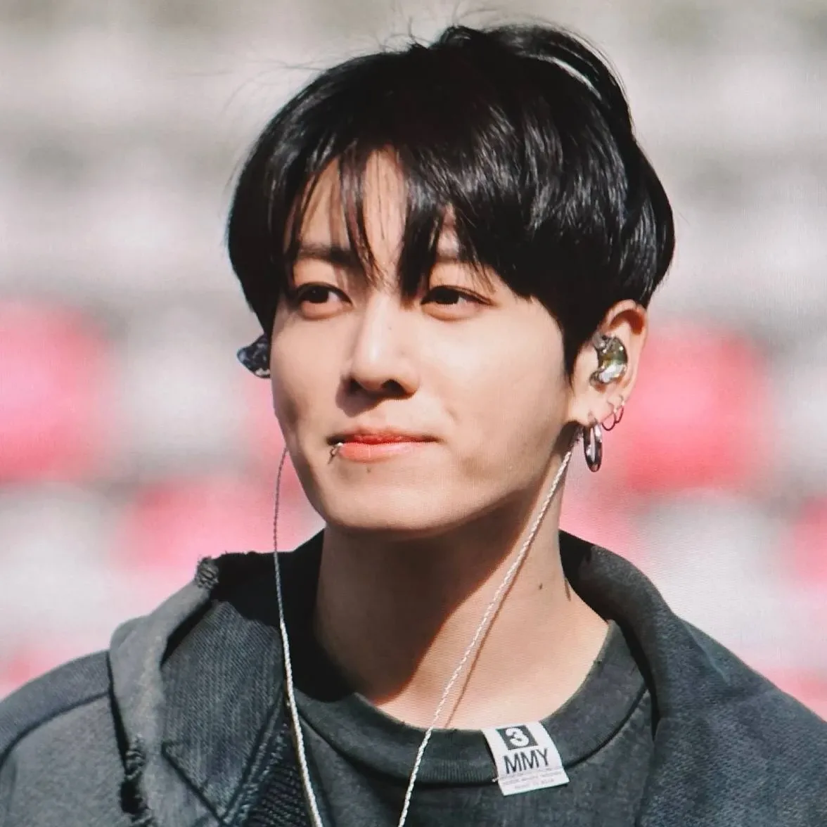 柾國 (防彈少年團)的最新活動照片