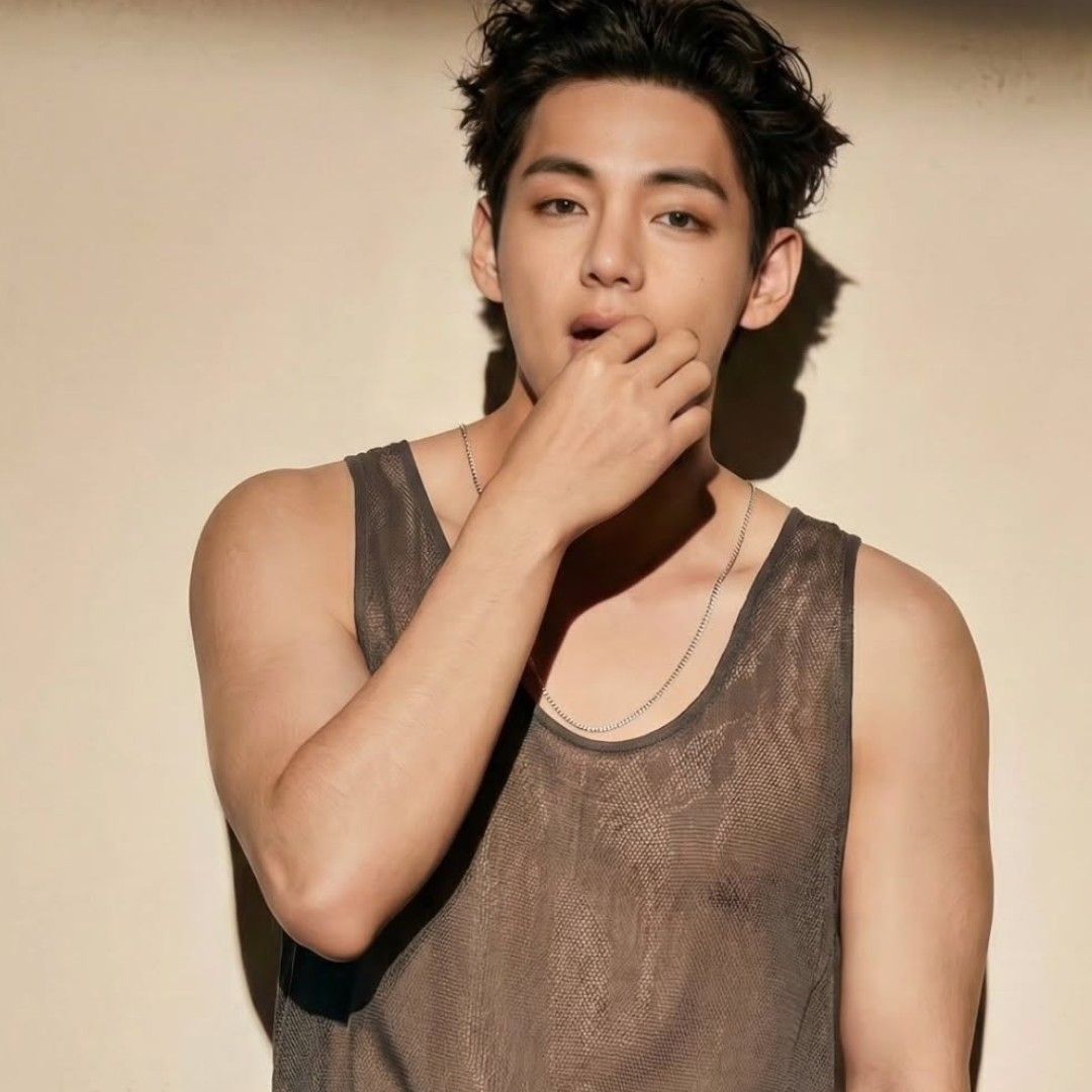 Behind-the-scenes cut of V (BTS)