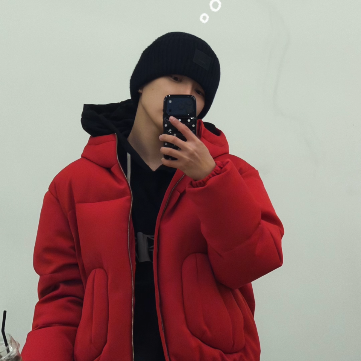 에이티즈의 비하인드 컷