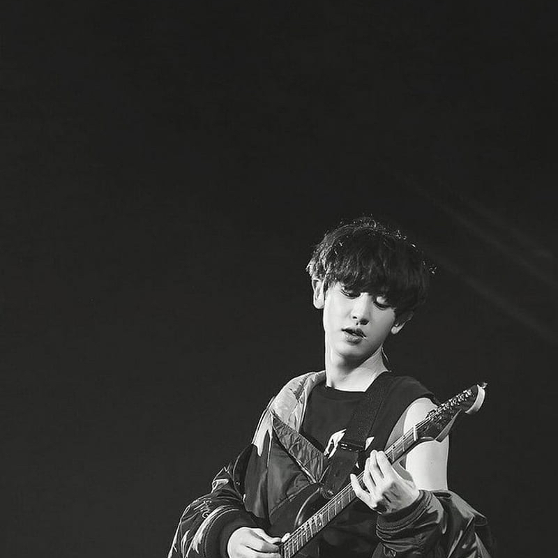 A moment captured by Chanyeol (EXO)'s fan