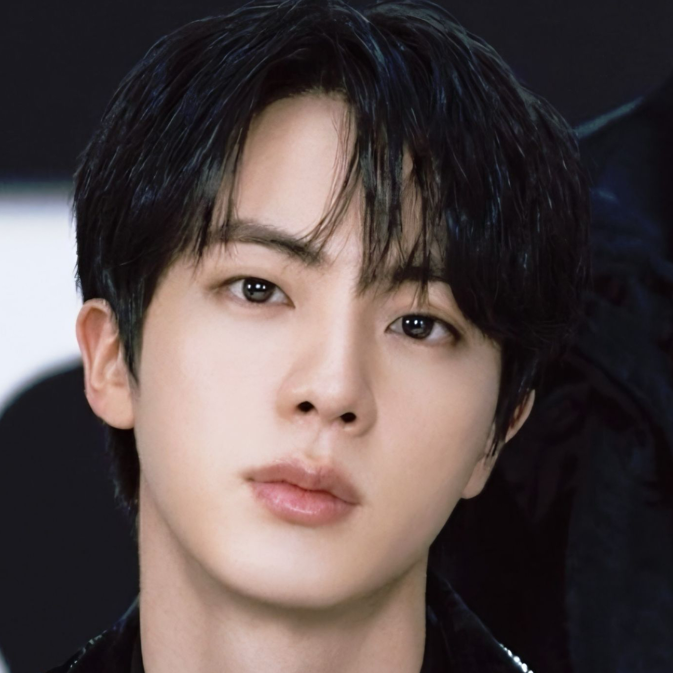 진 (방탄소년단)의 최신 사진