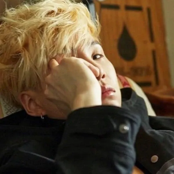 슈가 (방탄소년단)의 최신 사진