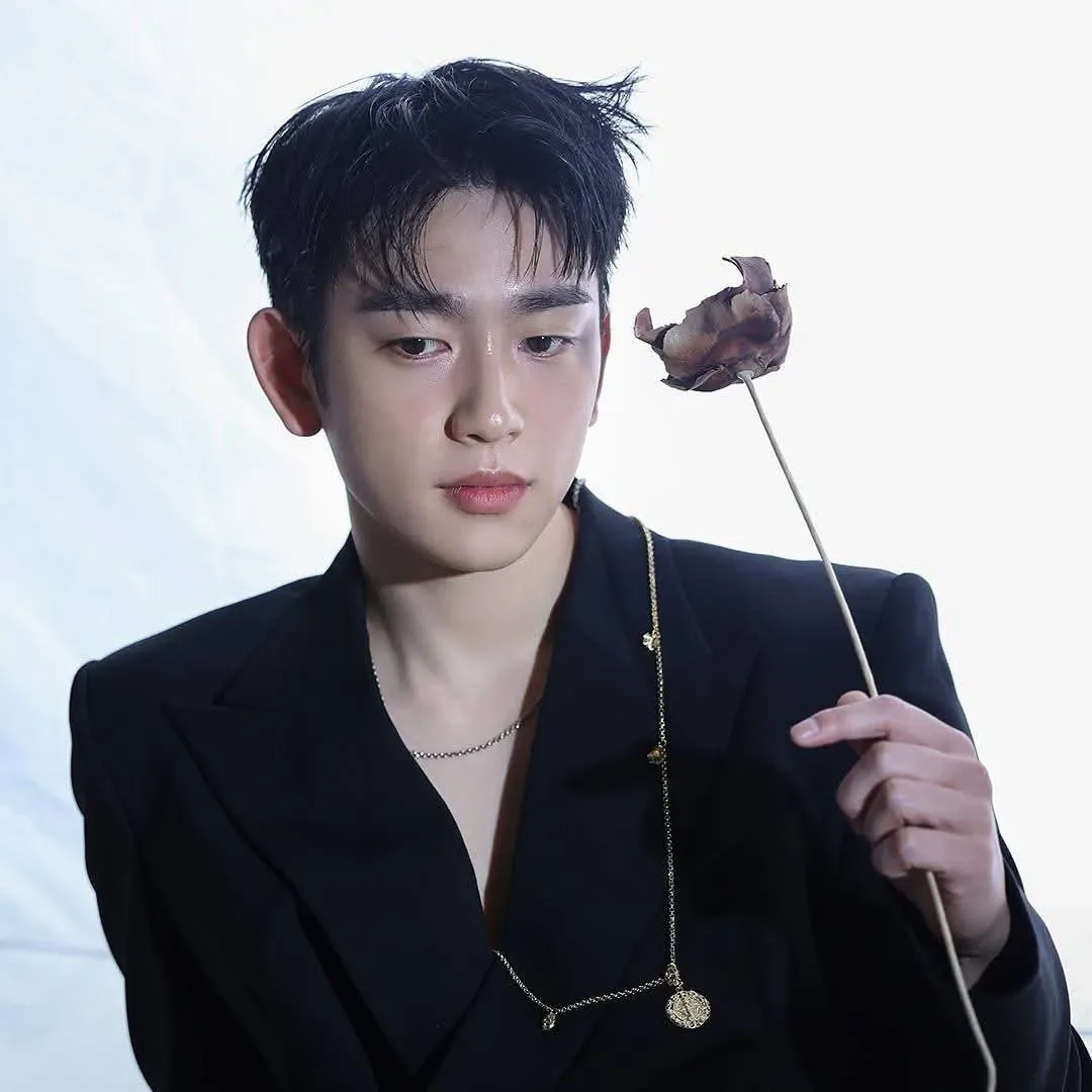 珍荣 (GOT7)的最新活动照片