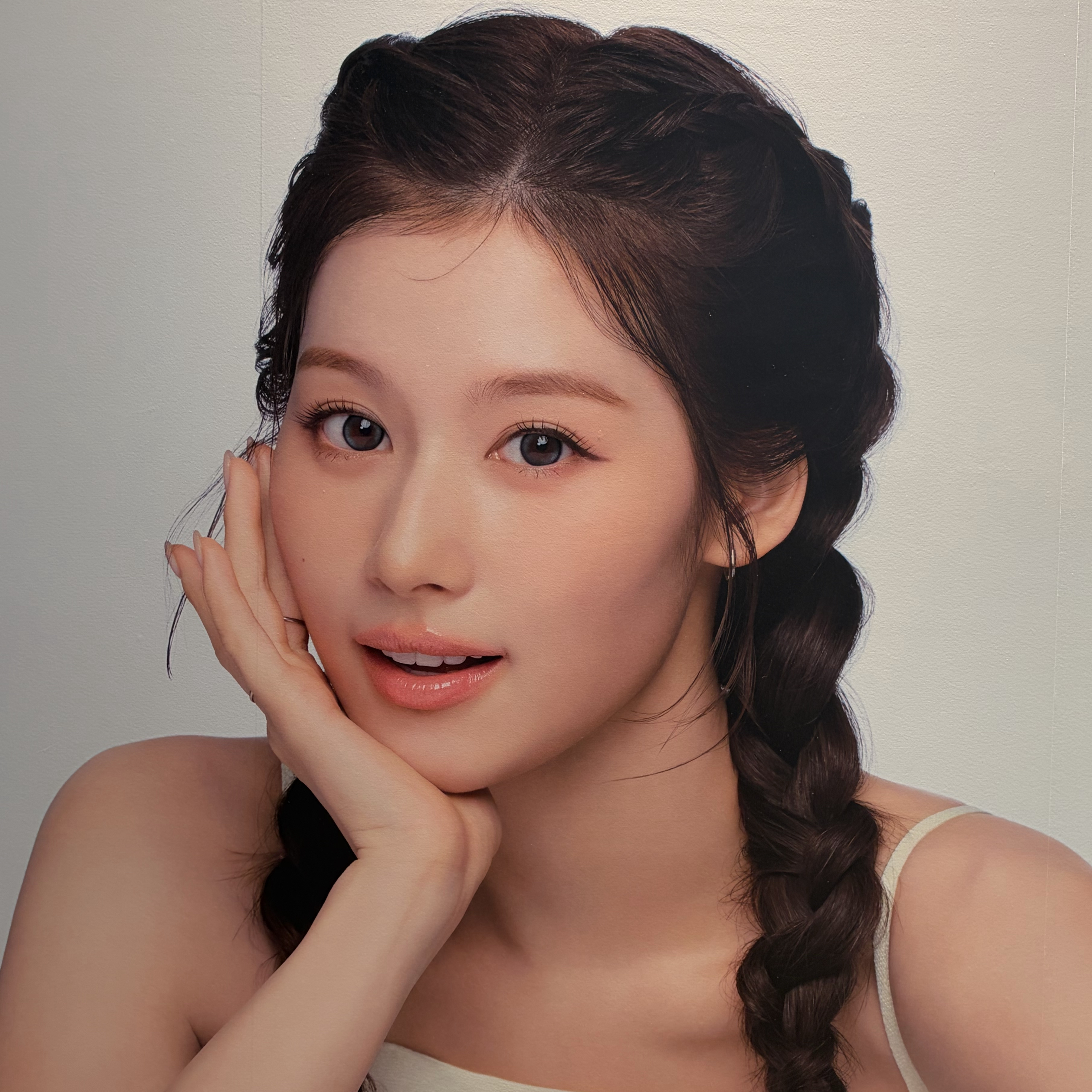 Sana (TWICE)的幕後花絮