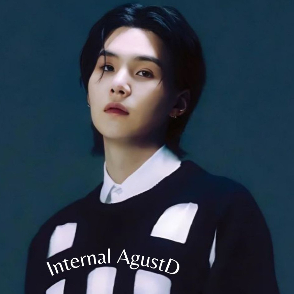 Potret di balik layar SUGA (BTS)