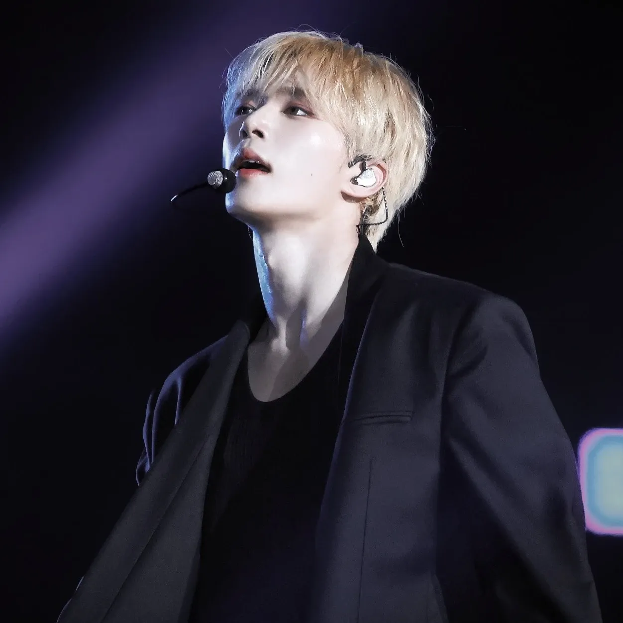 A moment captured by Kim Junseo (ALPHA DRIVE ONE)'s fan
