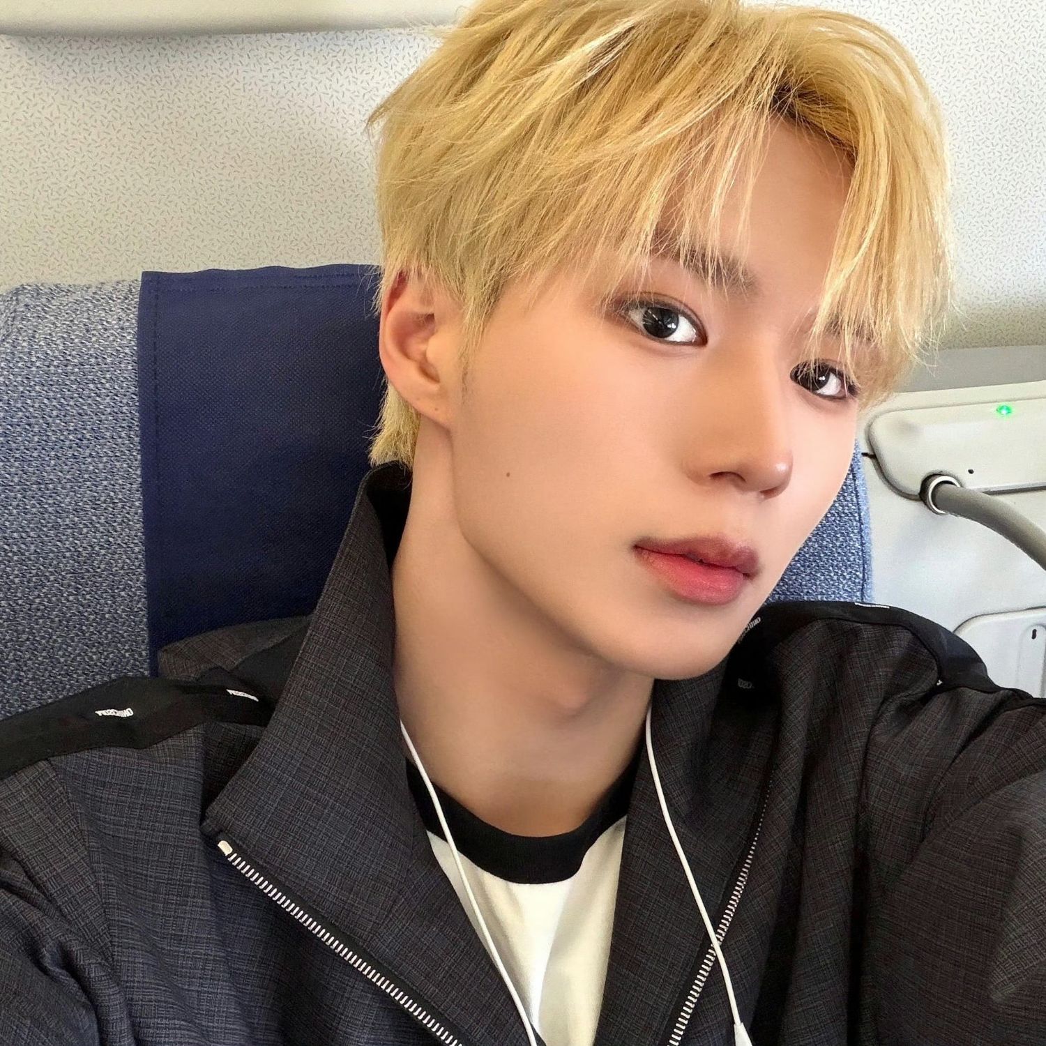 A moment captured by Kim Junseo (ALPHA DRIVE ONE)'s fan