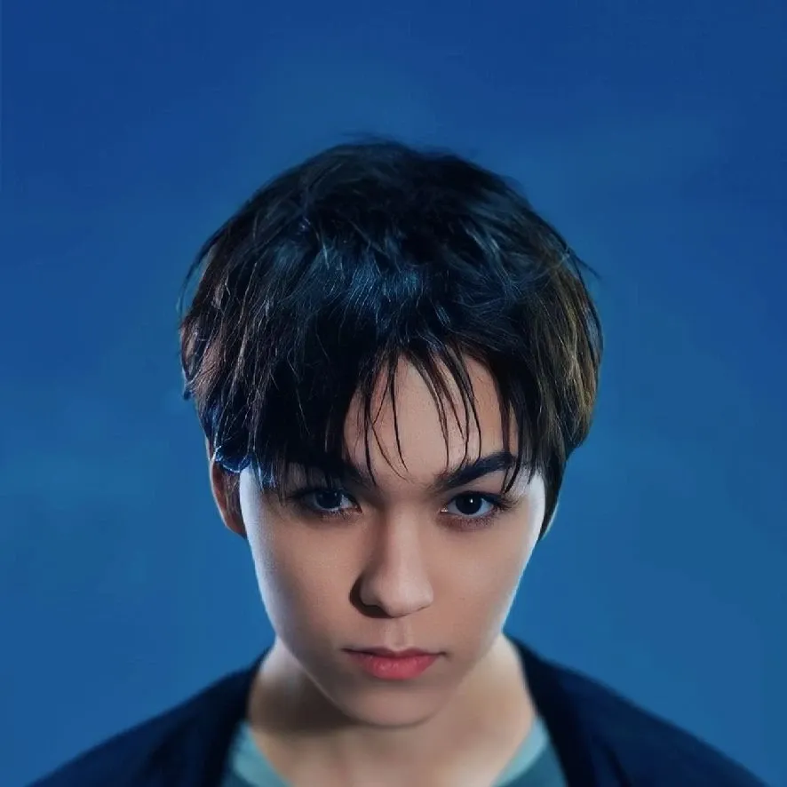 Latest photo of Vernon (SEVENTEEN)