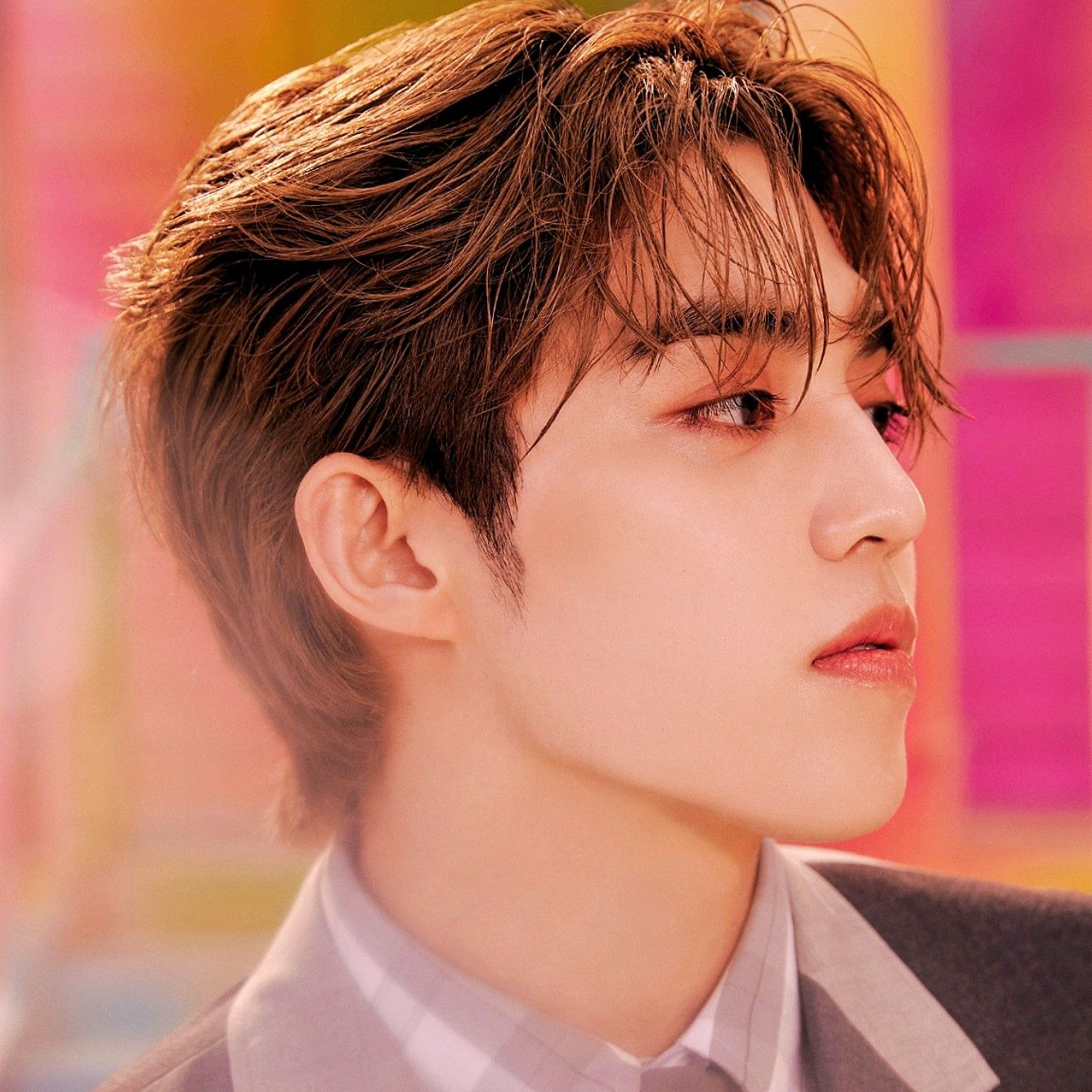 Behind-the-scenes cut of SEVENTEEN