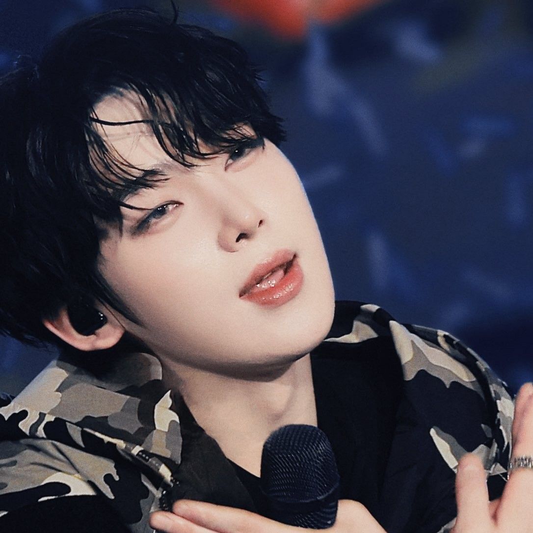 선우 (ENHYPEN) 최근 활동샷