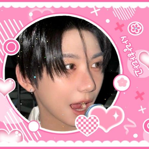 A moment captured by Park Han (AHOF)'s fan