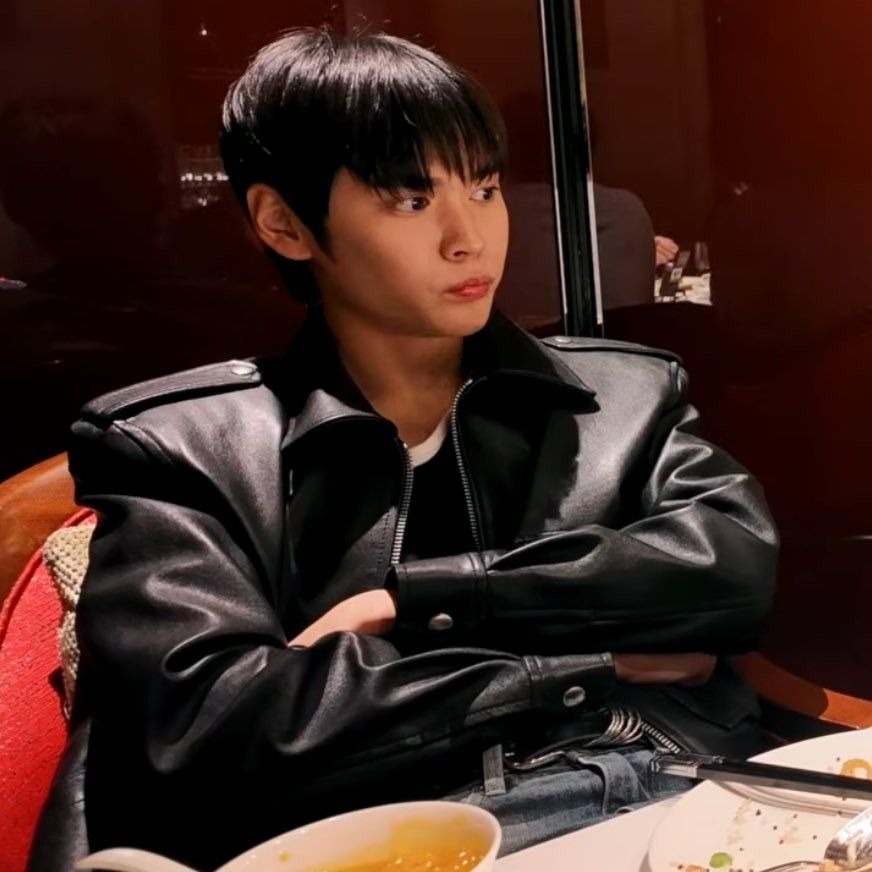 Eunseok (RIIZE)粉丝拍下的瞬间