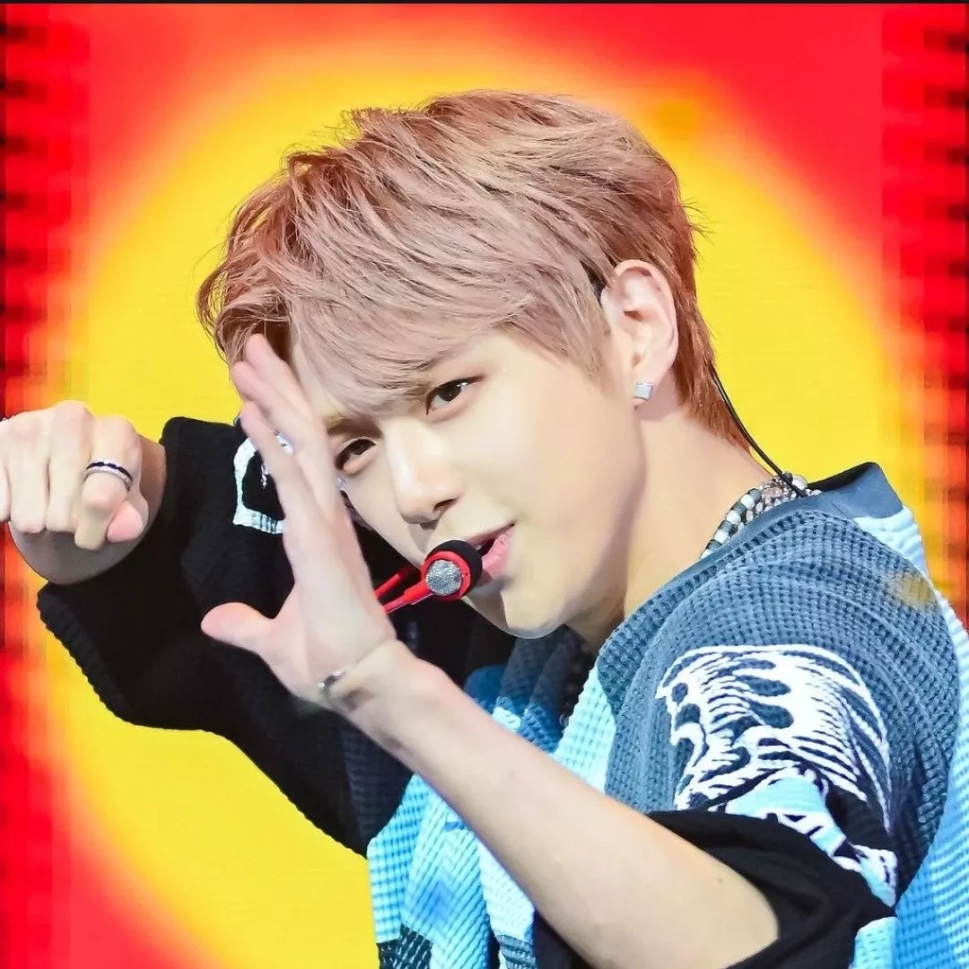 강다니엘의 최신 사진