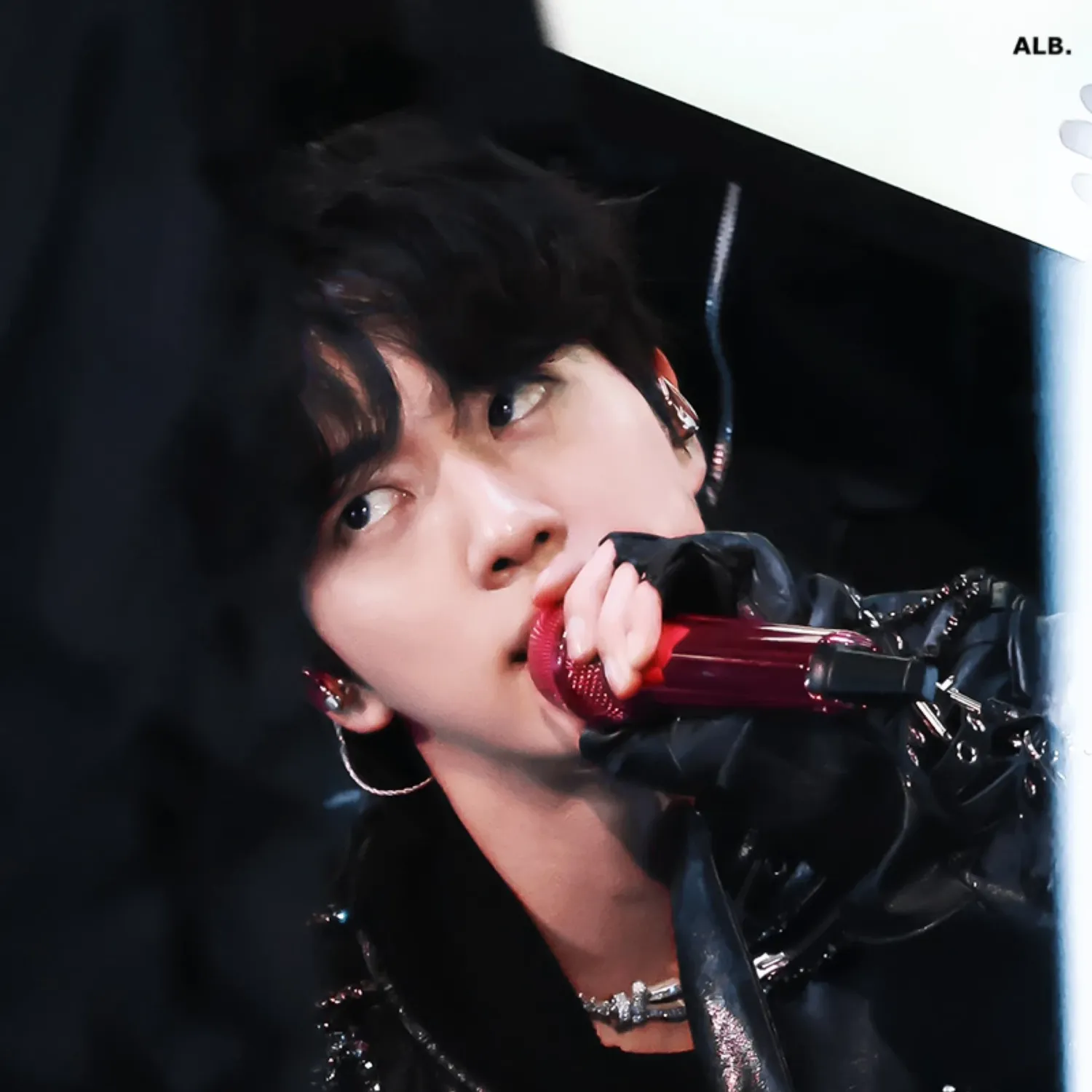 Behind-the-scenes cut of Jin (BTS)
