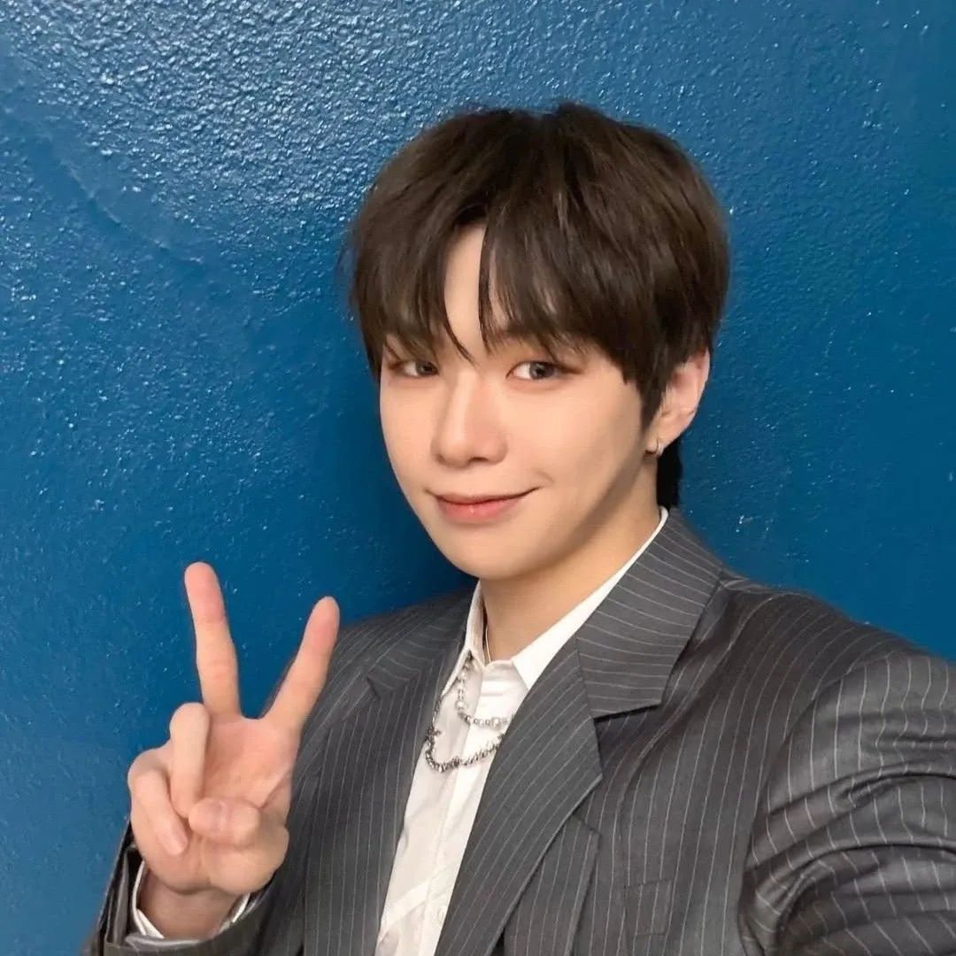 강다니엘 최근 활동샷