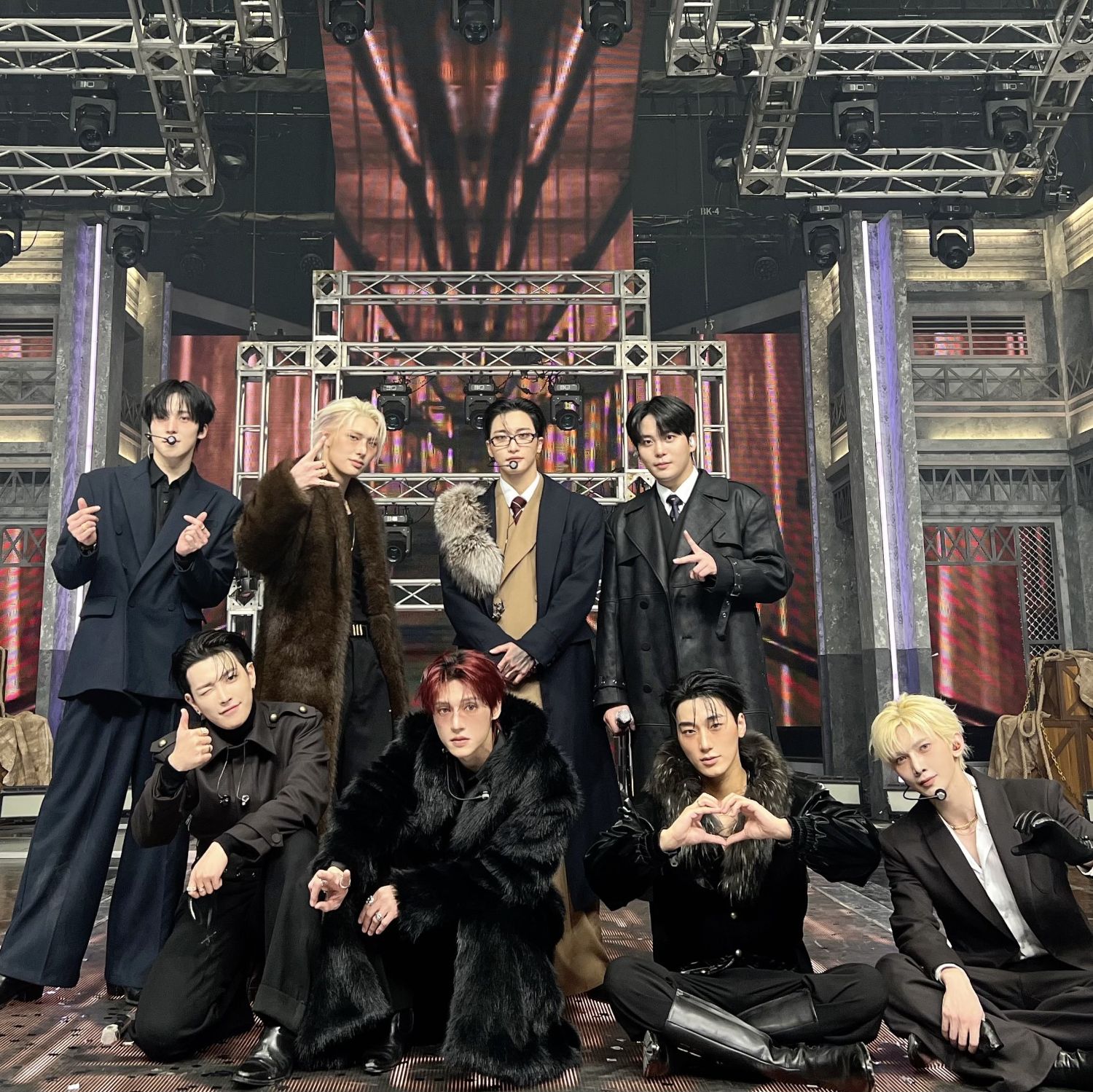 에이티즈의 비하인드 컷