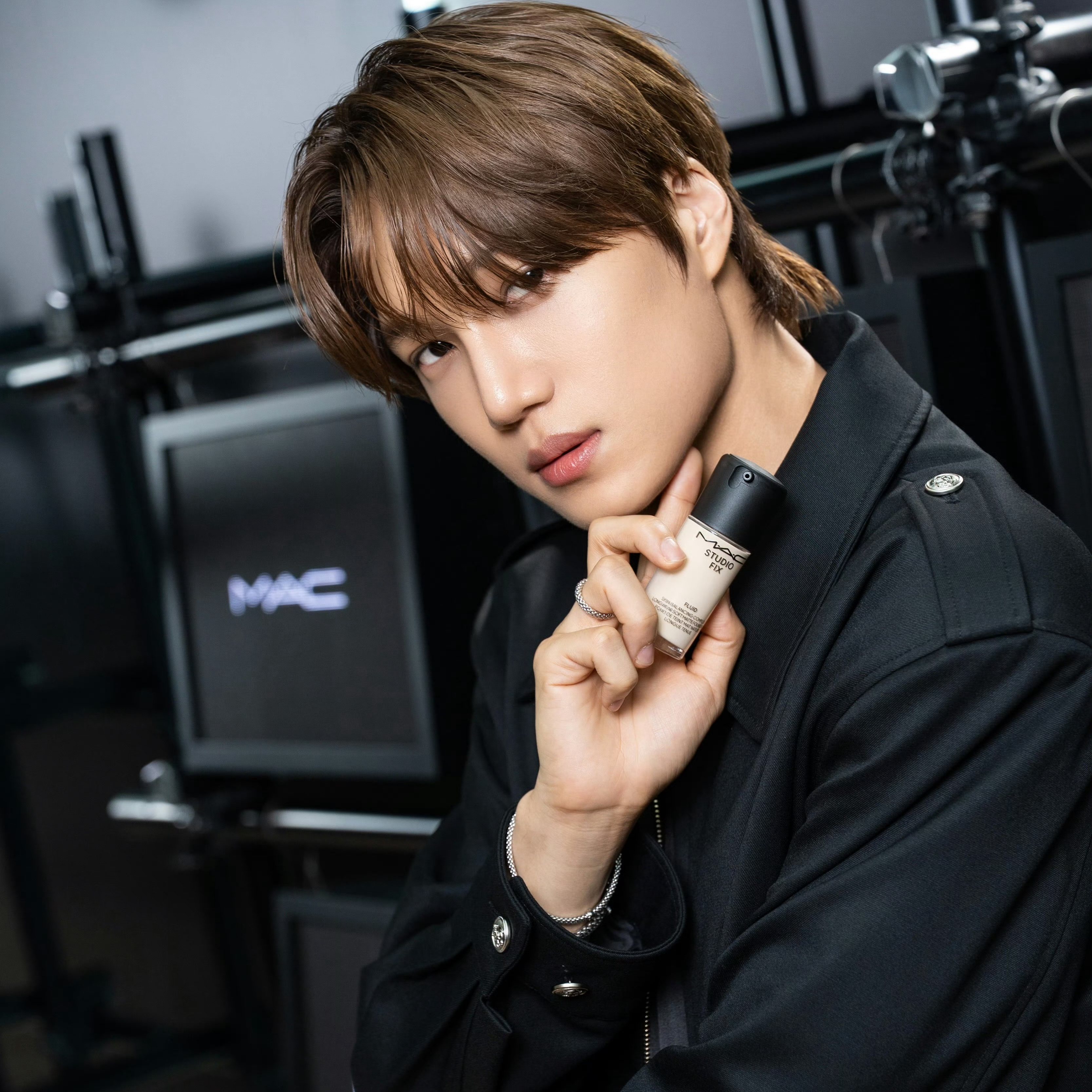 Potret di balik layar Kai (EXO)