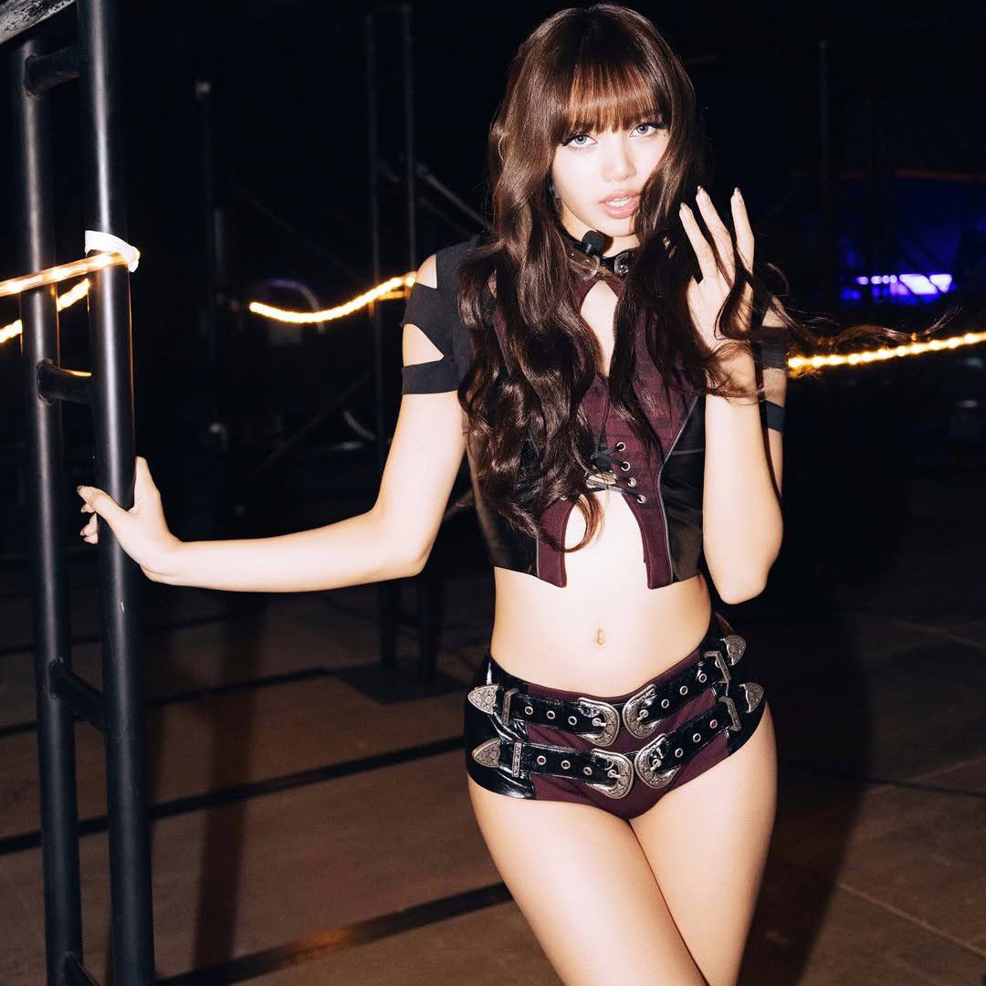 Lisa (BLACKPINK)粉丝拍下的瞬间