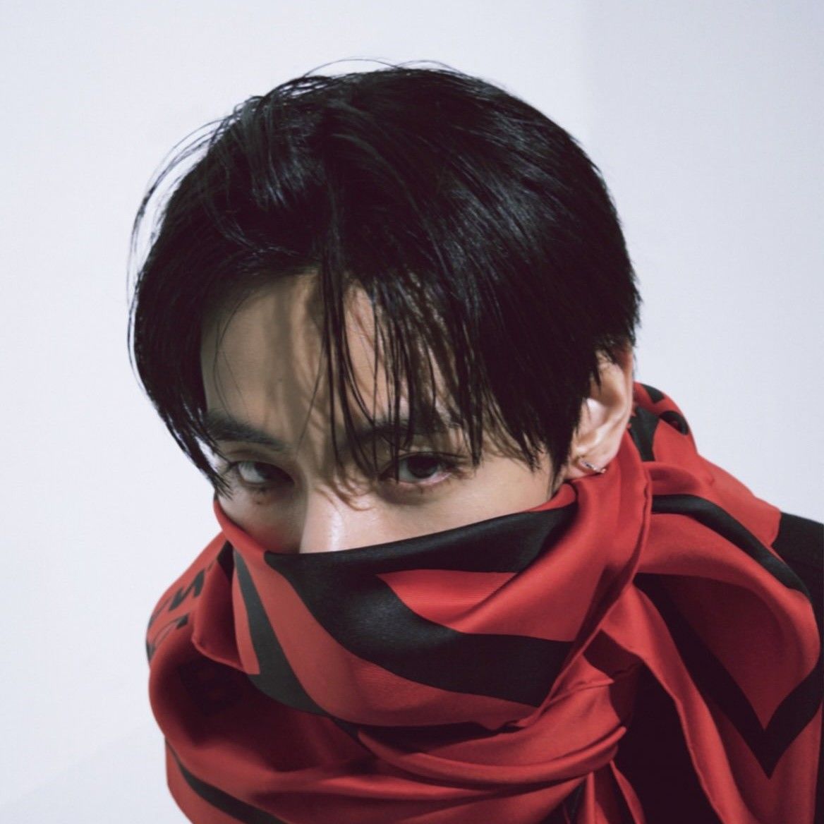 뷔 (방탄소년단) 최근 활동샷