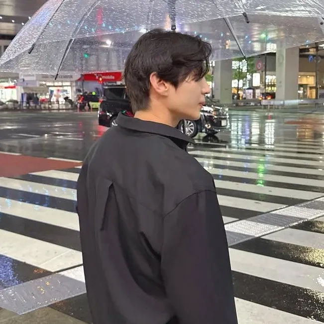 Postingan bintang K-pop yang paling disorot saat ini