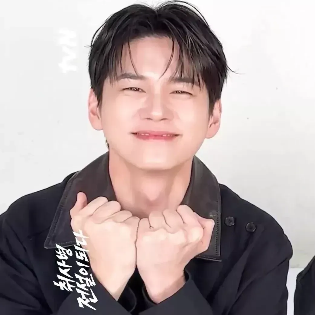 옹성우의 최신 사진