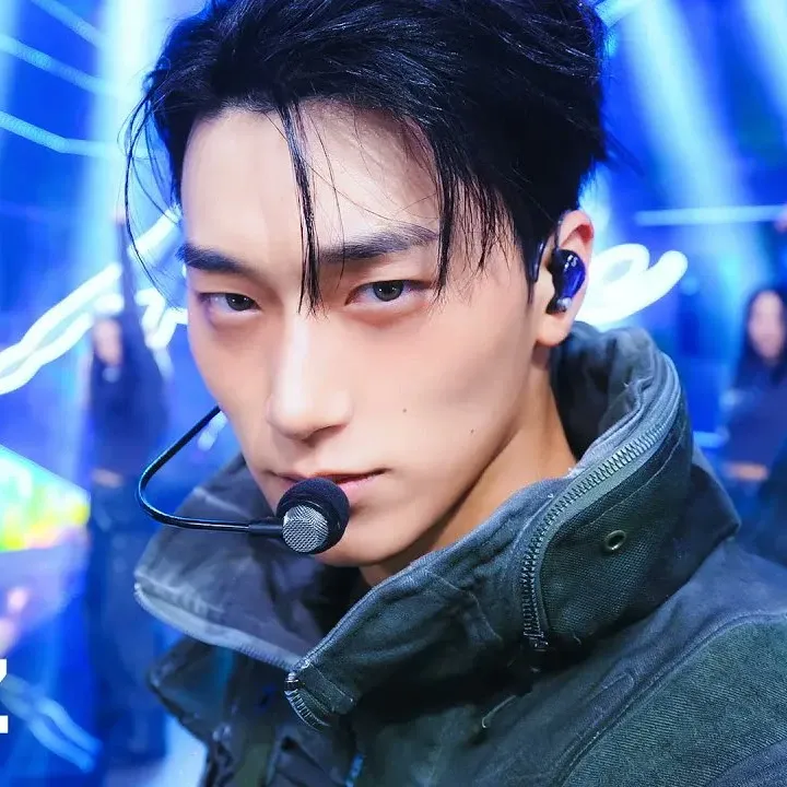 에이티즈의 비하인드 컷