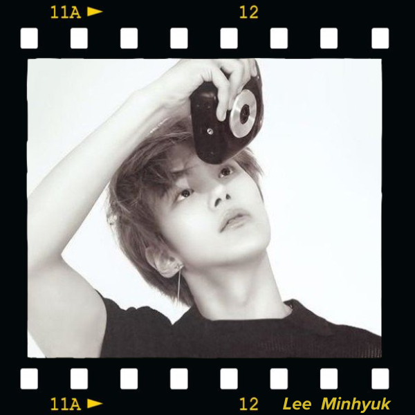 A moment captured by Minhyuk (MONSTA X)'s fan