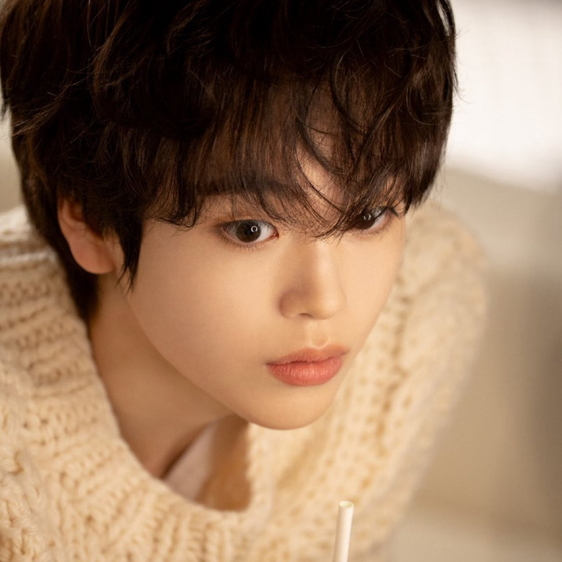 Latest photo of Hyeongjun (CRAVITY)
