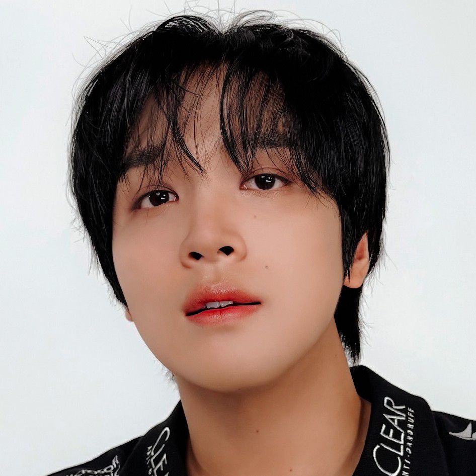 Behind-the-scenes cut of Haechan (NCT 127, NCT DREAM)