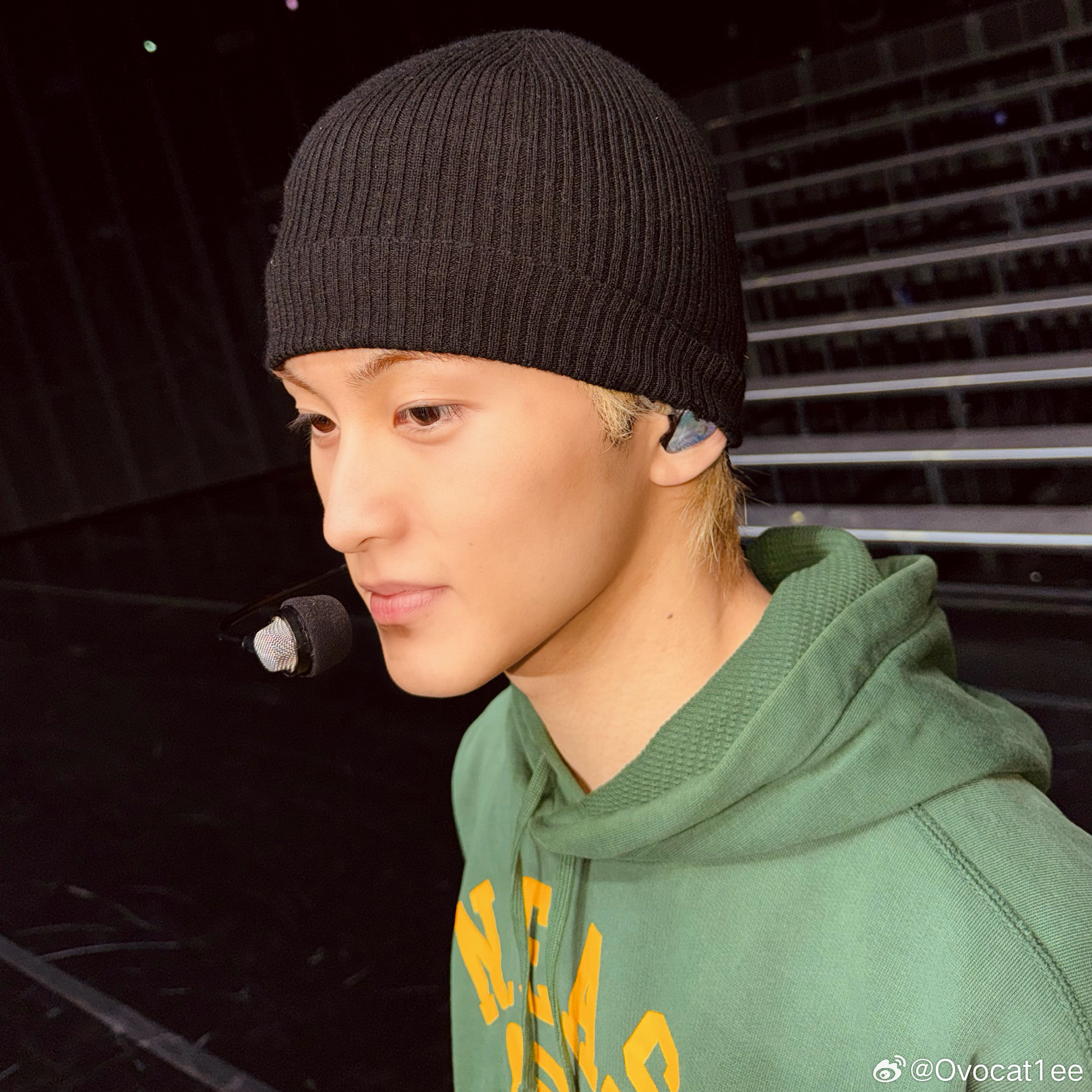 Behind-the-scenes cut of Mark