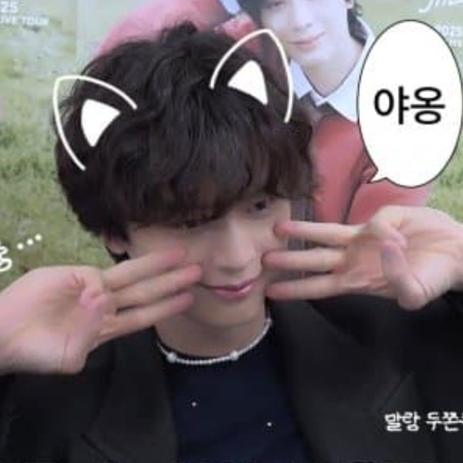 Latest photo of Yook Sungjae (BTOB)