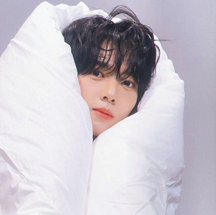 Latest photo of Han Yujin