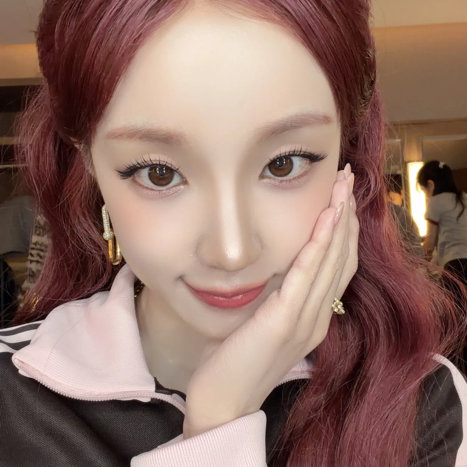 Recent activity shot of Yuqi (i-dle)