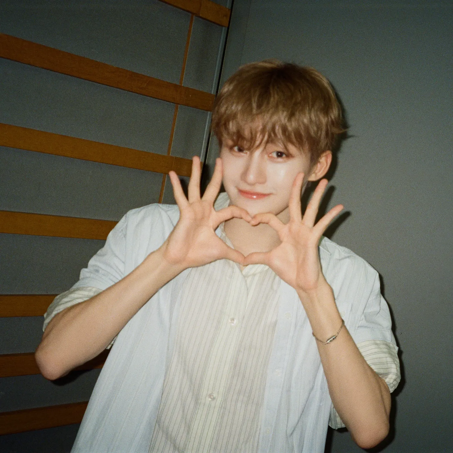 TWS ジフン まとめ売り TWS ジフン ファンダムコミュニティ │ KPOP人気No.1アプリ 最愛ドル