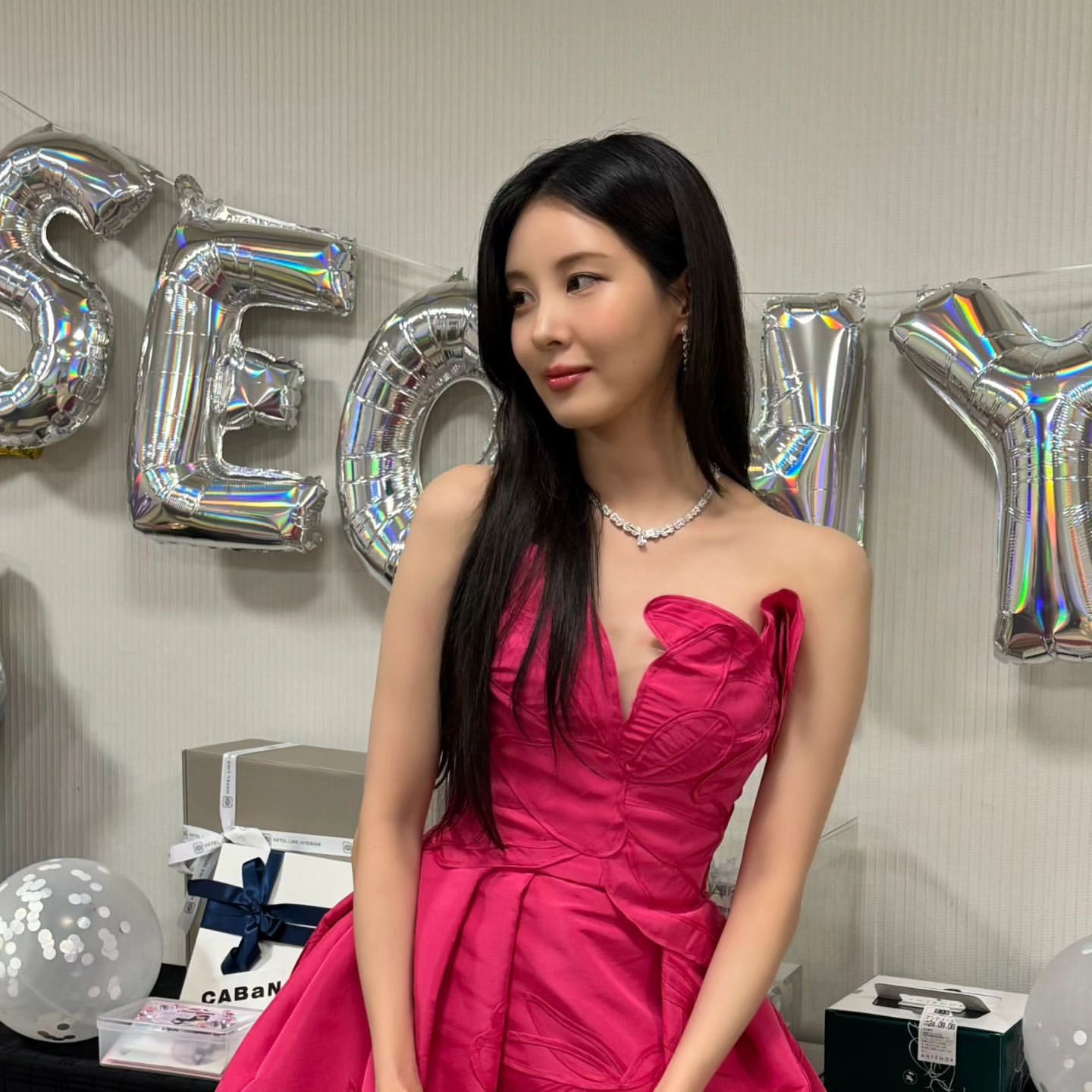 Behind-the-scenes cut of Seohyun (Girls' Generation)