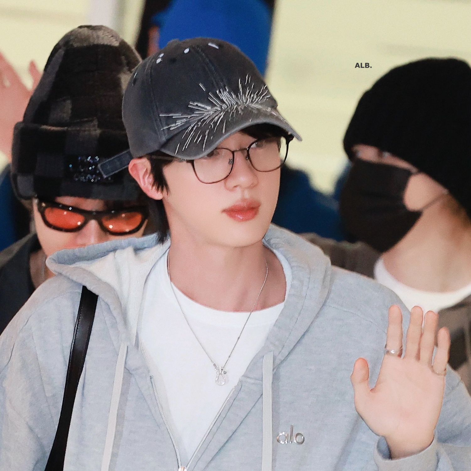 Potret di balik layar Jin (BTS)