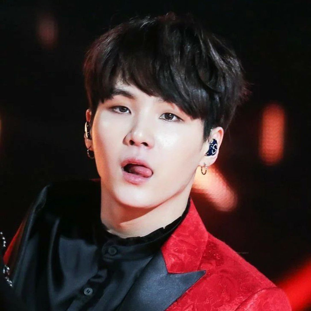 Potret di balik layar SUGA (BTS)