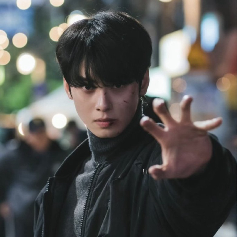 A moment captured by Eunwoo (ASTRO)'s fan