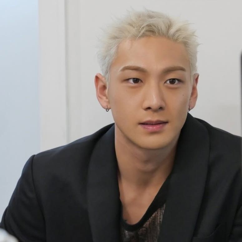 백호 최근 활동샷