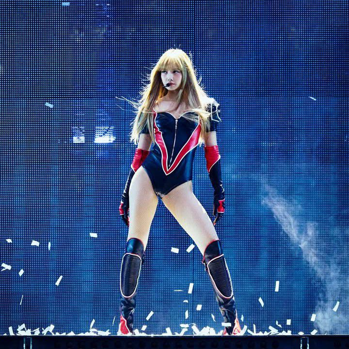 리사 (BLACKPINK)의 비하인드 컷