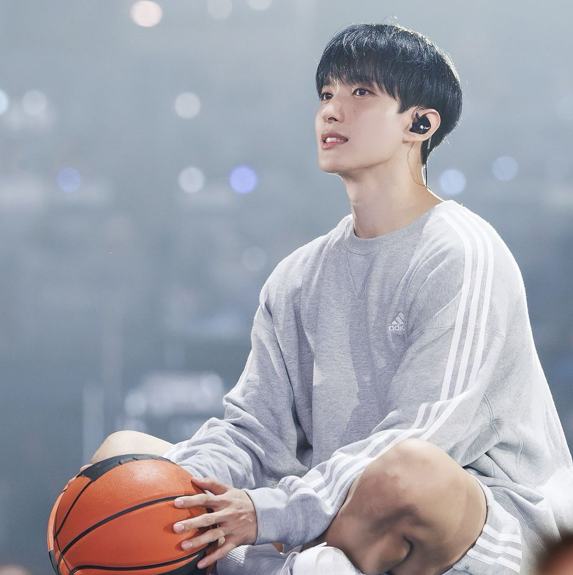 Latest photo of DK (SEVENTEEN)